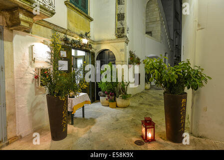 Italie Puglia Puglia Vallée d'Itria Locorotondo la vieille ville Banque D'Images