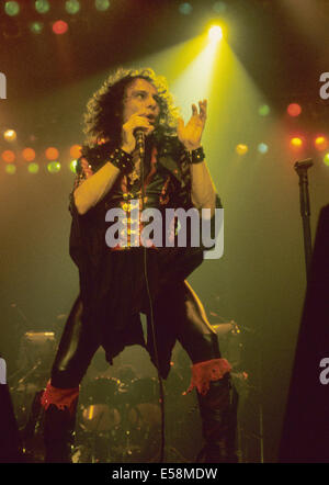 RONNIE JAMES DIO (1942-2010) musicien rock italo-américain de 1984 Banque D'Images