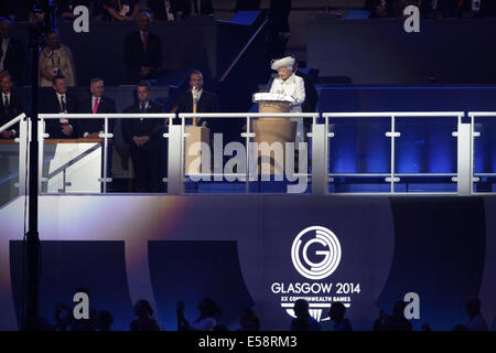 Celtic Park, Glasgow, Écosse, Royaume-Uni, mercredi, 23 juillet 2014. Sa Majesté la reine Elizabeth II prononce un discours lors de la cérémonie d'ouverture des Jeux du Commonwealth de 2014 à Glasgow Banque D'Images