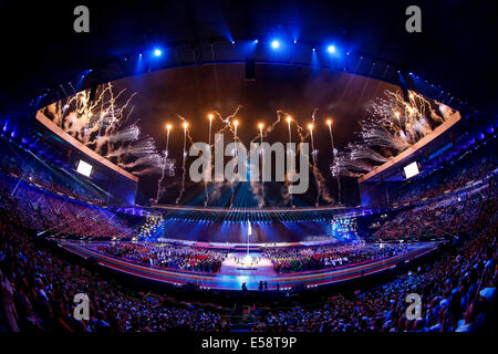 Glasgow, Ecosse. 23 juillet, 2014. Glasgow 2014 Jeux du Commonwealth. D'artifice lors de la cérémonie d'ouverture. Credit : Action Plus Sport/Alamy Live News Banque D'Images