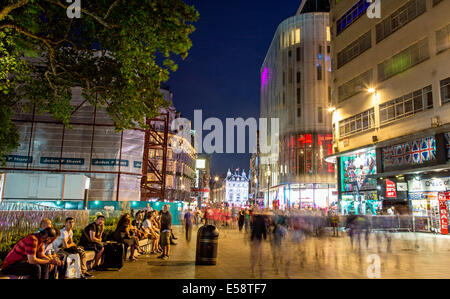 Leicester Square nuit London UK Banque D'Images