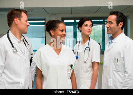 L'équipe médicale smiling Banque D'Images