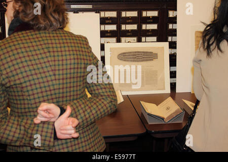 Publicité de mode pour Philadelphie, Paris, et vêtements New-yorkais pour l'automne et l'hiver 1858-9, publiée par F. Mahan à Philadelphie. Banque D'Images