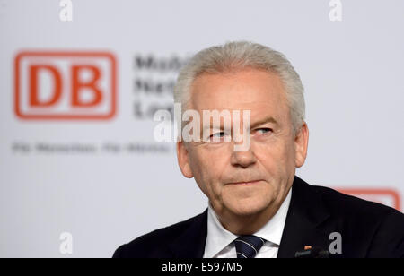 Berlin, Allemagne. 24 juillet, 2014. Président directeur général de Deutsche Bahn (DB) Ruediger Grube au cours de la réunion mi-DB conférence de presse à Berlin, Allemagne, 24 juillet 2014. Photo : RAINER JENSEN/dpa/Alamy Live News Banque D'Images