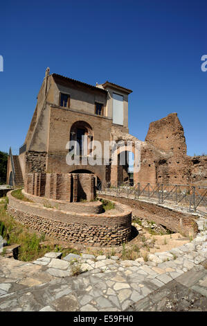 Italie, Rome, Palatin Hill, Domus Flavia, nymphée elliptique Banque D'Images