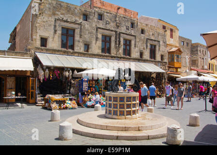 Everon Martyron square, old town, Rhodes, l'île de Rhodes, Dodécanèse, Grèce, Europe Banque D'Images