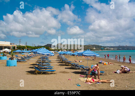 Main Beach, Faliraki resort, l'île de Rhodes, Dodécanèse, Grèce, Europe Banque D'Images