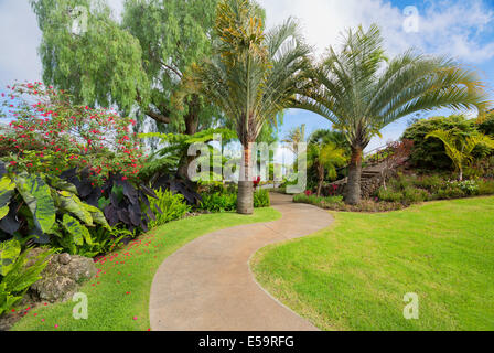 Beau jardin chemin de luxury estate Accueil Banque D'Images