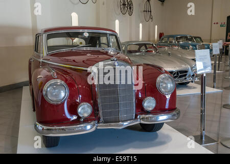 Mercedes Benz 300 Sedan 1952, Franschhoek Motor Museum, Afrique du Sud Banque D'Images