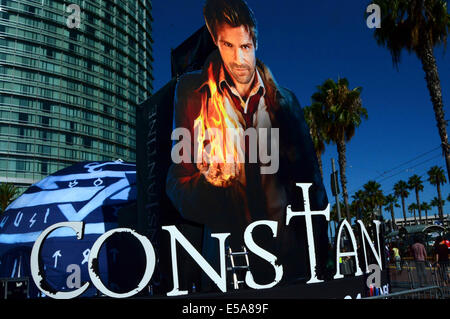 San Diego. 23 juillet, 2014. 'Constantine' énorme placard vu le 23 juillet 2014 au cours de la San Diego Comic-Con International à San Diego. © dpa/Alamy Live News Banque D'Images