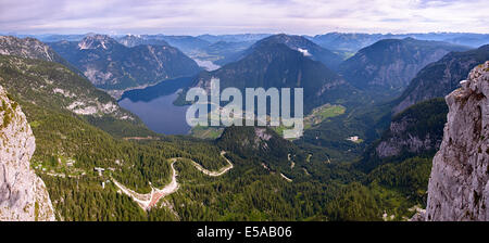 Vue panoramique sur Hallstatter Voir de Krippelstein Banque D'Images