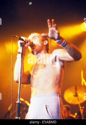 PHIL COLLINS musicien britannique à propos de 1975 Banque D'Images