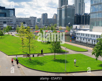 Quai bois Canary Wharf Londres Angleterre Banque D'Images