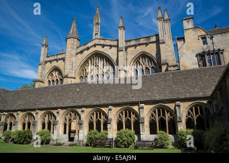 Cloître et chapelle, New College, Oxford, England, UK Banque D'Images