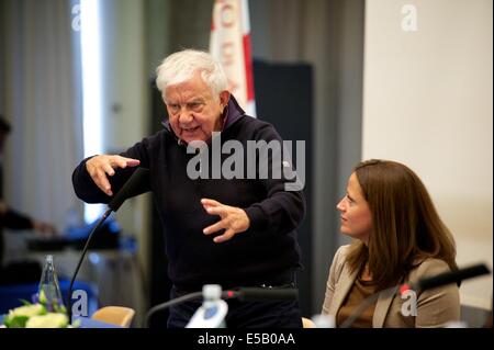 Don Antonio mazzi lugano salle des congrès Banque D'Images