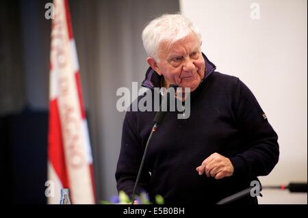 Don Antonio mazzi lugano salle des congrès Banque D'Images