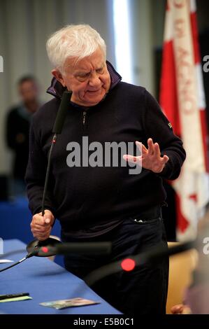 Don Antonio mazzi lugano salle des congrès Banque D'Images