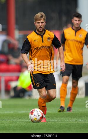 Crewe, Royaume-Uni. 26 juillet, 2014. Pré saison Friendly. Crewe Alexandra contre Wolverhampton Wanderers. Milieu de terrain de Wolverhampton Wanderers Michael Jacobs en action. © Plus Sport Action/Alamy Live News Banque D'Images