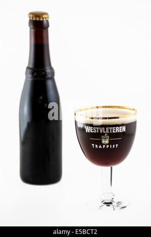 Trappist Westvleteren 12° / 10,2 % ABV, meilleure bière au monde, brassée dans l'abbaye / Sint-Sixtusabdij de Saint Sixte, Belgique Banque D'Images