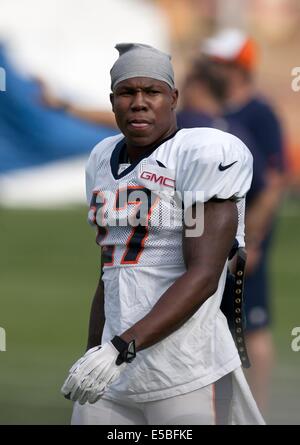 Englewood, Colorado, USA. 26 juillet, 2014. S07 DUC IHENACHO prépare pour les semoirs à Denver Broncos le camp d'entraînement à Dove Valley samedi matin. © Hector Acevedo/ZUMA/Alamy Fil Live News Banque D'Images