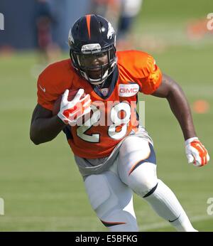 Englewood, Colorado, USA. 26 juillet, 2014. RB07 montée balle passe à travers des exercices d'RB au Camp d'entraînement à Denver Broncos Dove Valley samedi matin. © Hector Acevedo/ZUMA/Alamy Fil Live News Banque D'Images