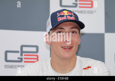 Magyorod, Hungaroring, Hongrie. 26 juillet, 2014. Les courses de GP3 series sur le Hungaroring. Alex Lynn (GBR) de l'équipe Carlin au cours de conférence de presse après la séance de qualification Crédit : Piotr Zajac/Alamy Live News Banque D'Images