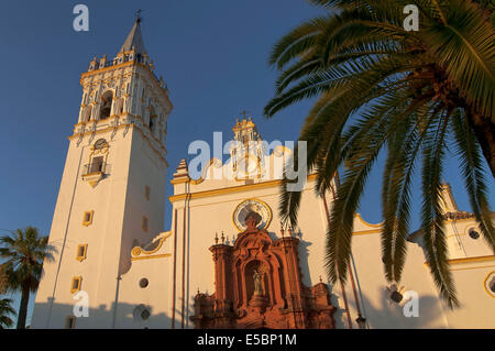 Église de San Juan Bautista, La Palma del Condado, à Huelva province, région d'Andalousie, Espagne, Europe Banque D'Images