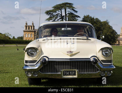 Face de vieille voiture classique American vintage Banque D'Images