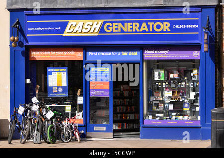 Générateur de trésorerie shop à Leamington Spa, Warwickshire, UK Banque D'Images