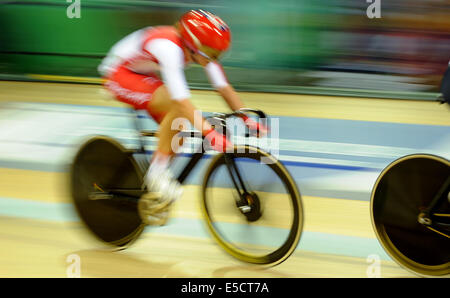 LAURA TROTT CYCLISME FEMMES 25KM POINTS R SIR CHRIS HOY GLASGOW ECOSSE VÉLODROME 27 Juillet 2014 Banque D'Images