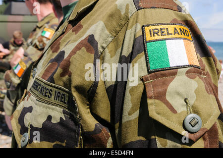 Patch d'épaule d'un soldat de l'armée irlandaise Banque D'Images