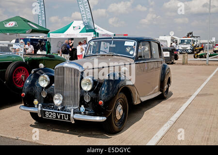 Vintage Rolls Royce à Silverstone sur voiture classique Jour Banque D'Images
