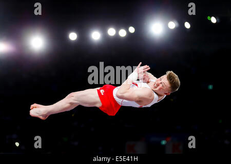 Glasgow, Ecosse. 29 juillet, 2014. Les Jeux du Commonwealth de Glasgow 2014 Jour 6. La gymnastique artistique. Nil Wilson d'Angleterre effectue une voûte au cours de l'équipe de Mens Final. Credit : Action Plus Sport/Alamy Live News Banque D'Images