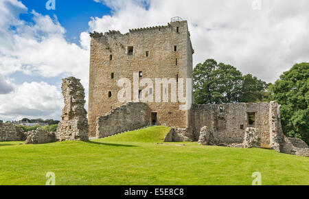 SPYNIE PALACE près d'ELGIN MORAY DAVIDS TOWER ET ENTRÉE AVEC VESTIGES D'UN MUR Banque D'Images