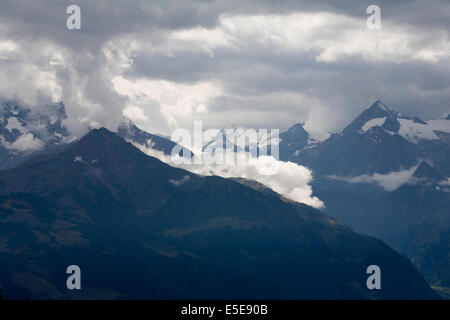 Le Hoher Tenn et grosses Weisbachhorn et l ci-dessus Kitzsteinhorn Kaprun Zell am See Salzbourg Autriche Banque D'Images