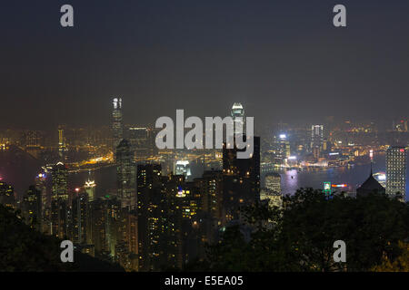 Chine HONG KONG LA NUIT VUE PANORAMIQUE Banque D'Images