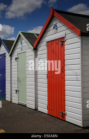 Cabines de plage de Paignton en Angleterre Banque D'Images