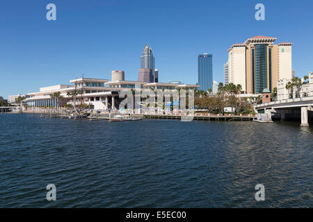 Jose Gasparilla Pirate Navire amarré au centre de Conventions de Tampa, Tampa, États-Unis Banque D'Images