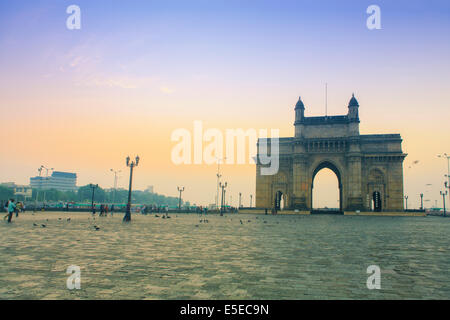 La porte de l'Inde à Mumbai à l'aube, Maharashtra, Inde Banque D'Images