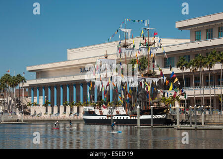 Jose Gasparilla Pirate Navire amarré au centre de Conventions de Tampa, Tampa, États-Unis Banque D'Images