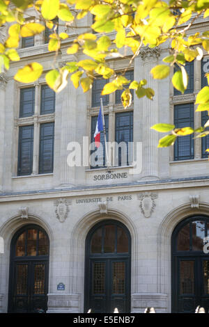 France, paris 5 e, université de la Sorbonne paris IV, place paul indolore, arcades, arbre, Banque D'Images