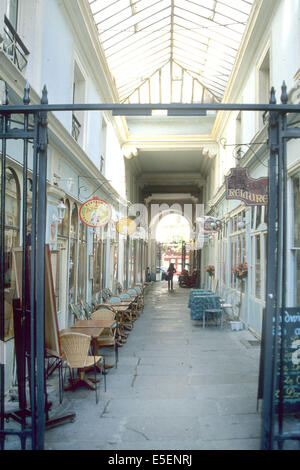 France, paris 6, saint andré des arts- cour du commerce, galerie, verriere, Banque D'Images