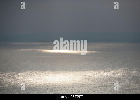 France, Bretagne, côtes d'armure, baie de saint brieuc, pointe du roselier, ciel, troupes de lumière sur la mer, Banque D'Images