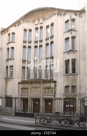 France, paris 4 e, rue pavée, synagogue, architecture hector guimard, juive de religion, juraise, édifice religieux, façade sur rue, Banque D'Images