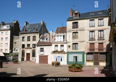 France, Haute Normandie, seine maritime, dieppe, quartier des peceurs, maisons modestes, place, Banque D'Images