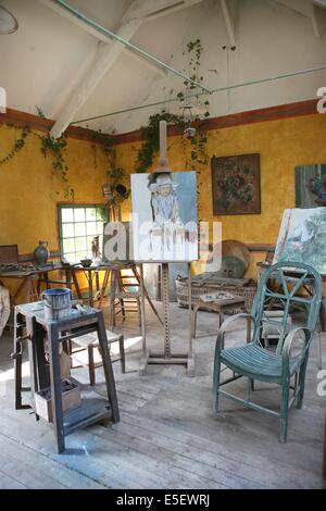 France, Haute-Normandie, eure, vallée de la seine, giverny, ancien hôtel baudy, restaurant, auberge, claude monet, jardin, fleurs, impressionnistes, peinture, atelier réconstitue, Banque D'Images