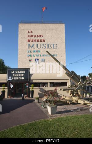 France, Basse Normandie, calvados, plages du écorcement, ouistreham riva bella, le grand bunker, musée, écorcement, 2 e guerre mondiale, véhicule militaire, Banque D'Images