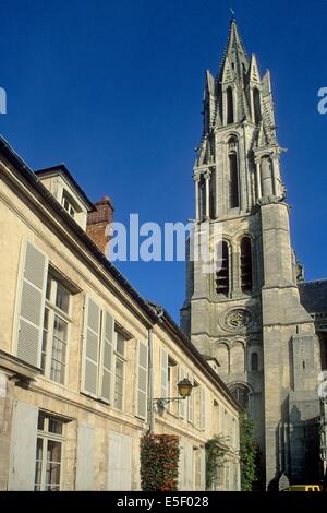 France, région picardie, oise, senlis, cathédrale notre dame, édifice religieux, visites, ruelle, ville médias, maisons, Banque D'Images