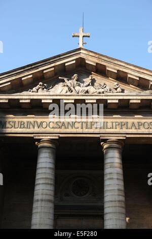 France, ile de france, paris 8 e arrondissement, lunettes saint philippe du roule, 154 rue du faubourg saint honoré, architecture chalgrin, façade, colonnes, porche, sculpture, fronton, Banque D'Images