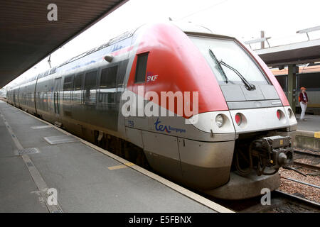 Paris Bercy est une gare ferroviaire et routière de Paris, France, exploité par la SNCF. Banque D'Images